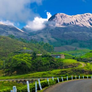 Kerala Hills & Heritage Escape